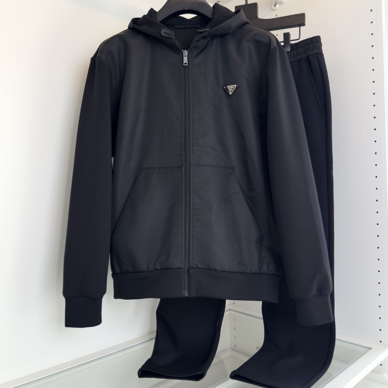 Pra*a outwear